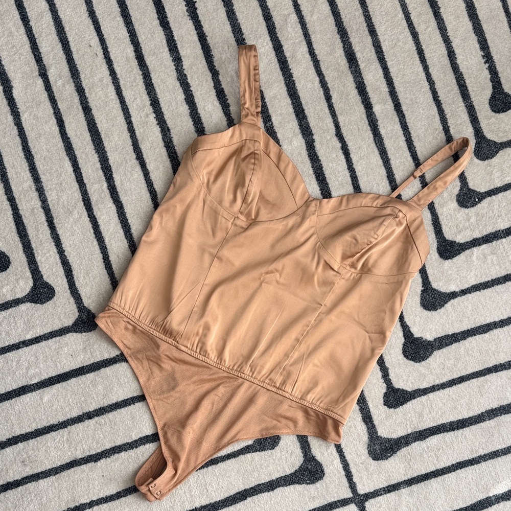Abercrombie & Fitch Silky Bodysuit